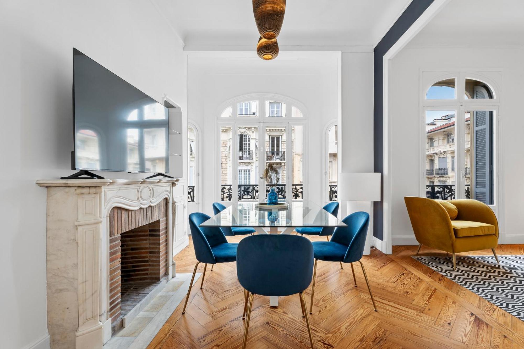 Renting - Foch - Luxury Bourgeois & Design At The Heart Of Appartamento
