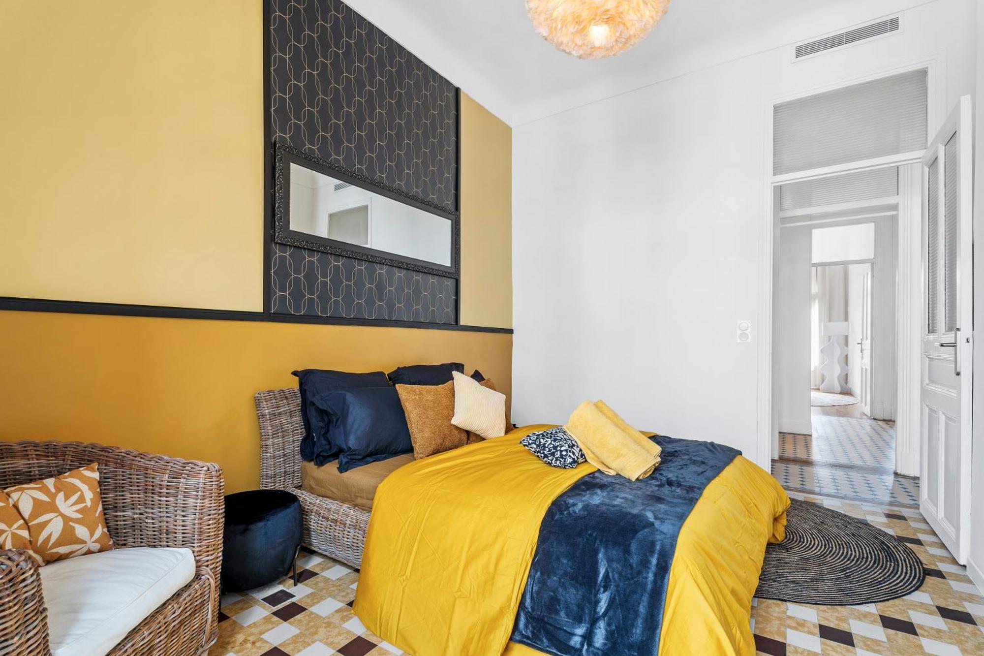 Renting - Foch - Luxury Bourgeois & Design At The Heart Of *