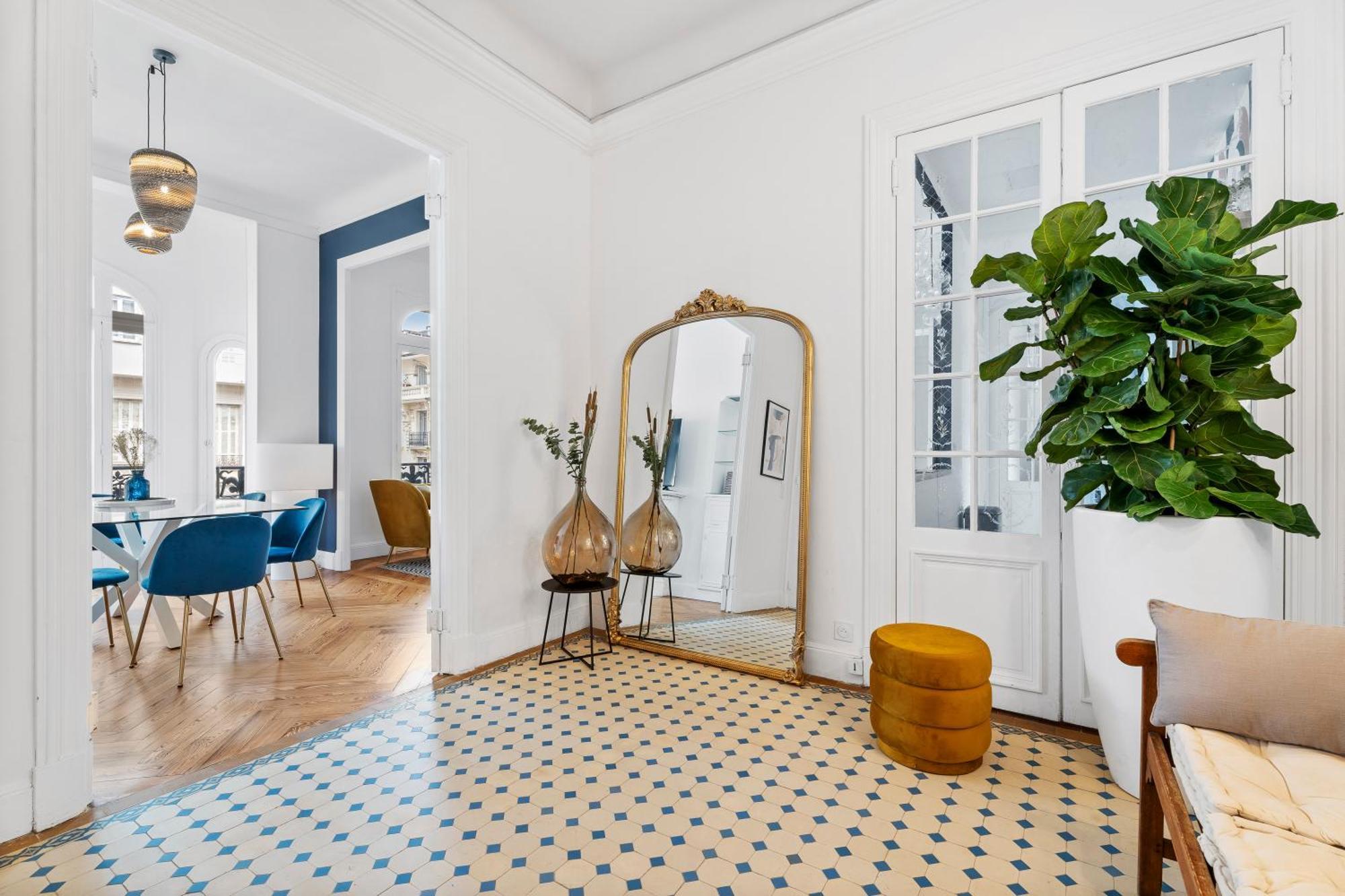 Renting - Foch - Luxury Bourgeois & Design At The Heart Of Nizza