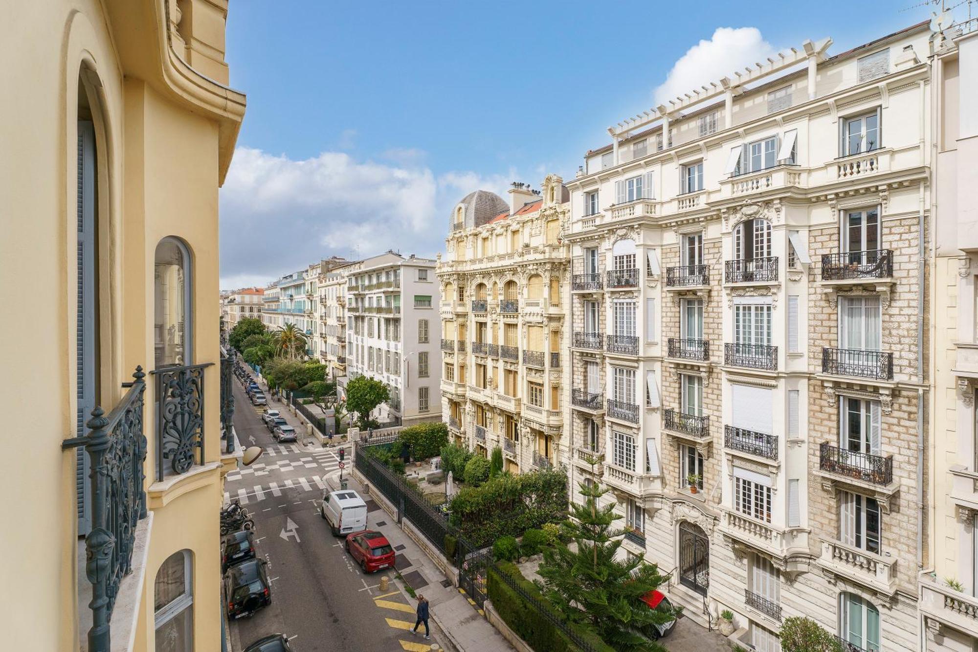 Renting - Foch - Luxury Bourgeois & Design At The Heart Of Appartamento