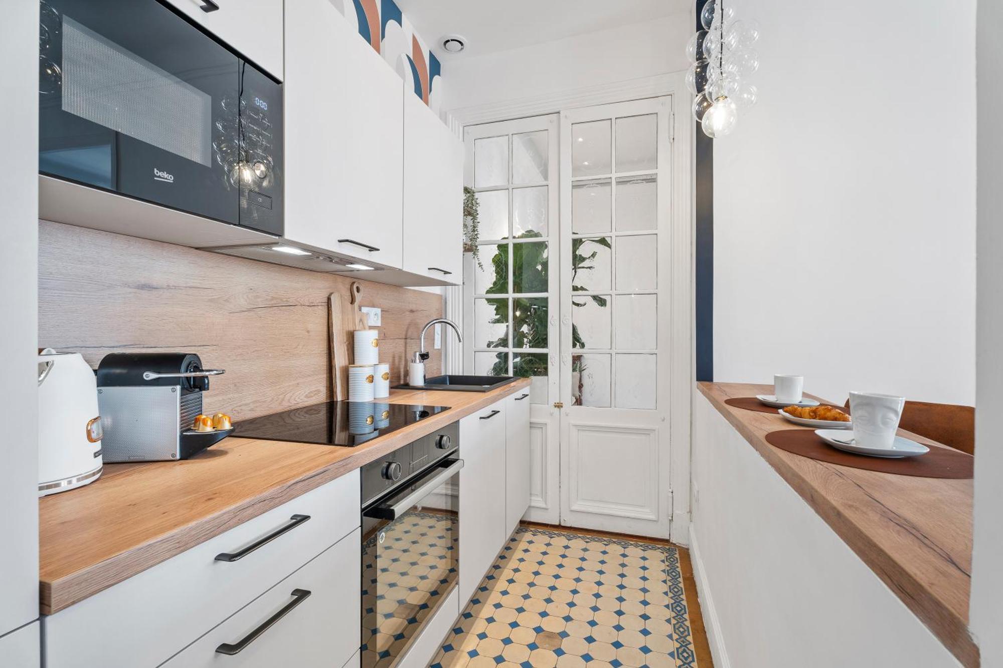 Renting - Foch - Luxury Bourgeois & Design At The Heart Of *